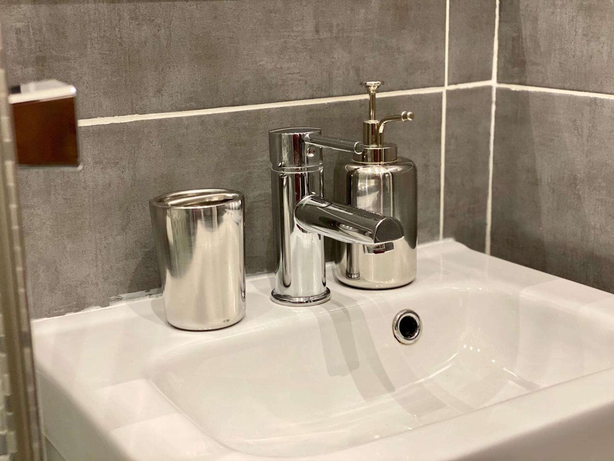 Suncity Couette-café *